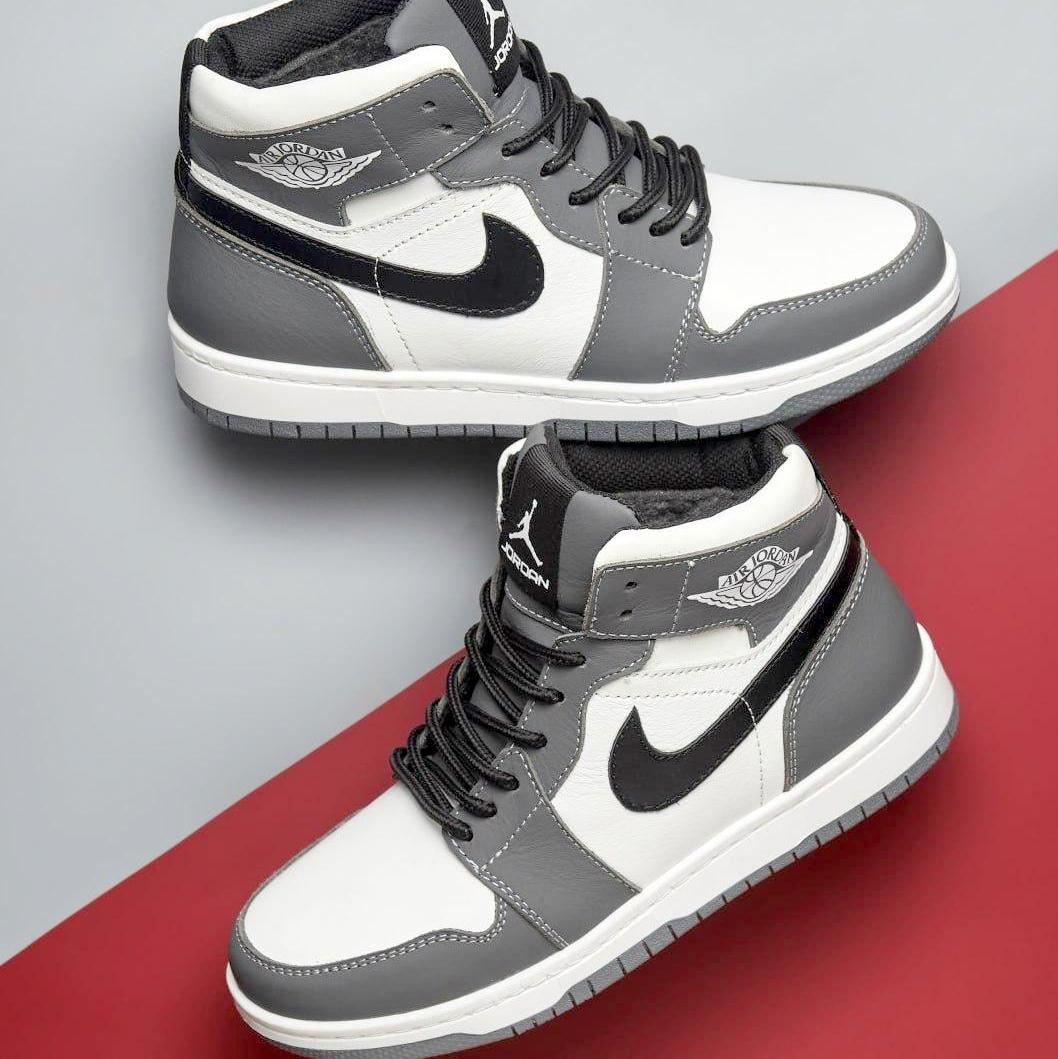 Підліткові зимові шкіряні кросівки Nike Air Grey-White (Харків)