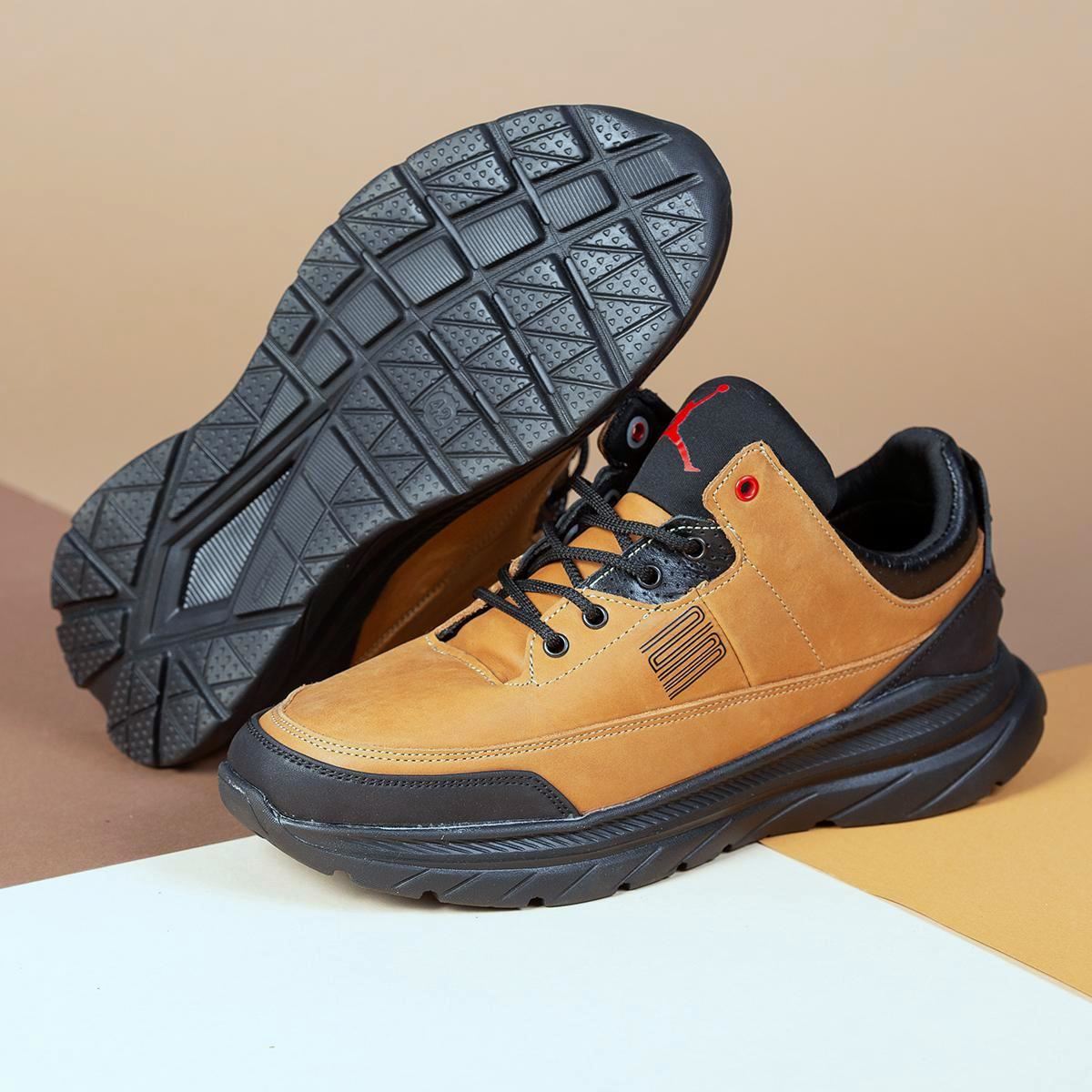 Чоловічі шкіряні кросівки Jordan коричнивий (Харків)