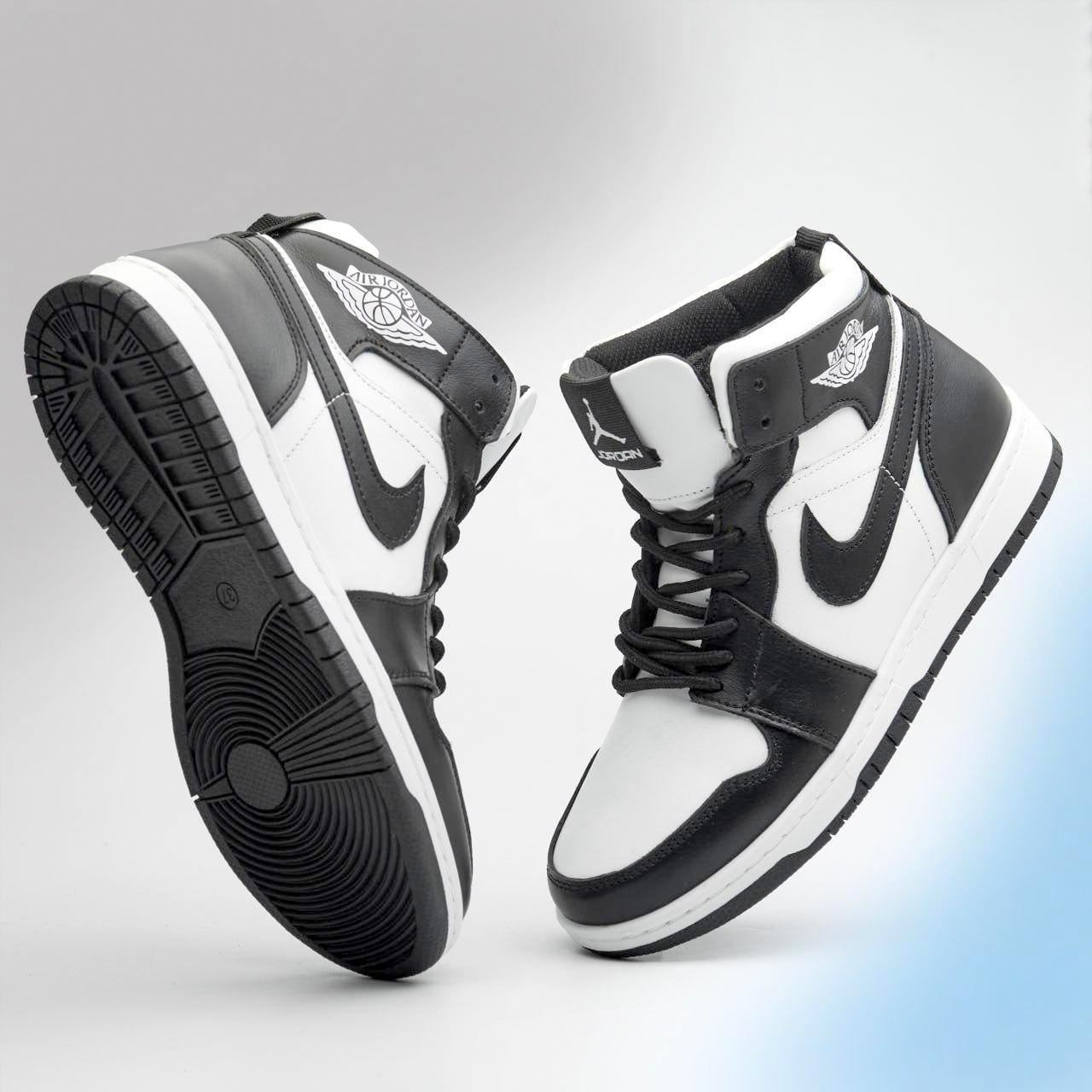 Підліткові зимові шкіряні кросівки Nike Air Black-White (Харків)
